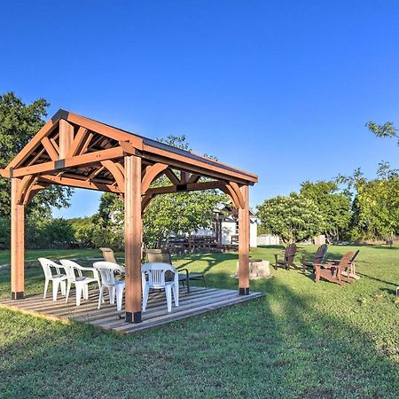 House On Cattle Farm Central To Temple And Waco Lorena Exterior foto