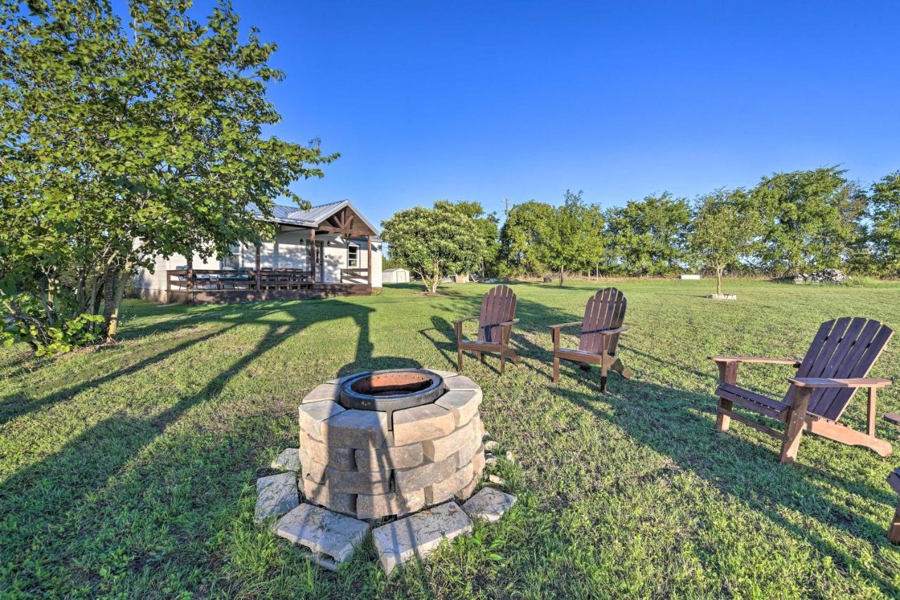 House On Cattle Farm Central To Temple And Waco Lorena Exterior foto