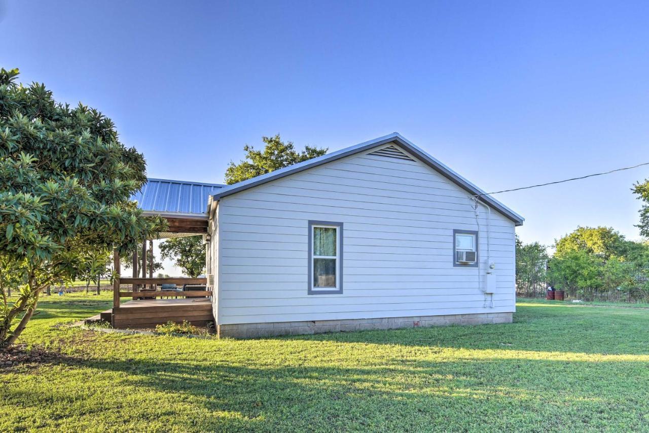 House On Cattle Farm Central To Temple And Waco Lorena Exterior foto