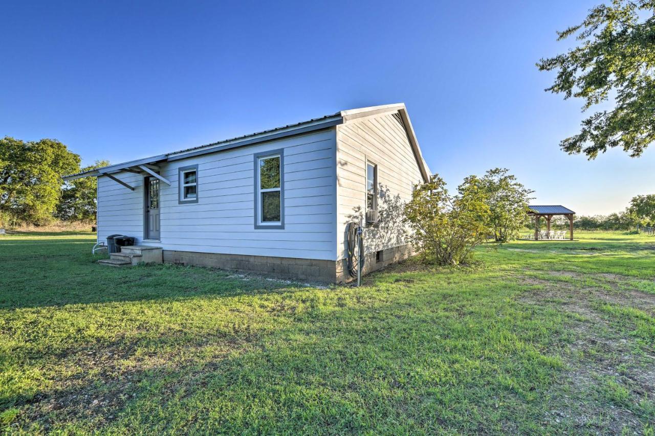 House On Cattle Farm Central To Temple And Waco Lorena Exterior foto